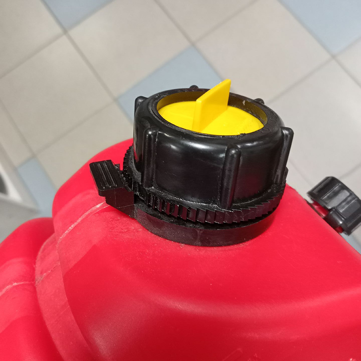 735949_3 735949_3