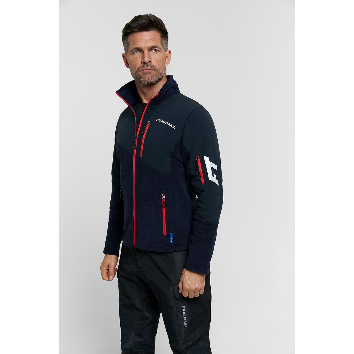 579022_10