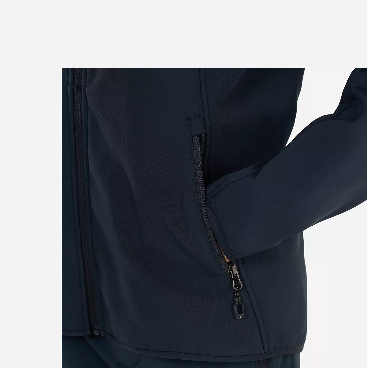 Детальная фотография — Куртка демисезонная женская Finntrail Nitro W DarkGrey 1322 (SoftShell) р.S темно-серая