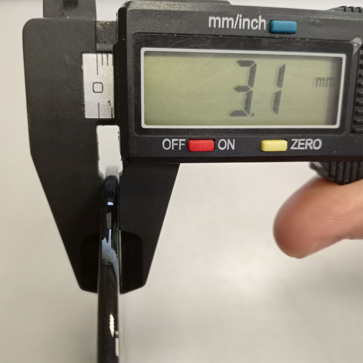 735959_2 735959_2