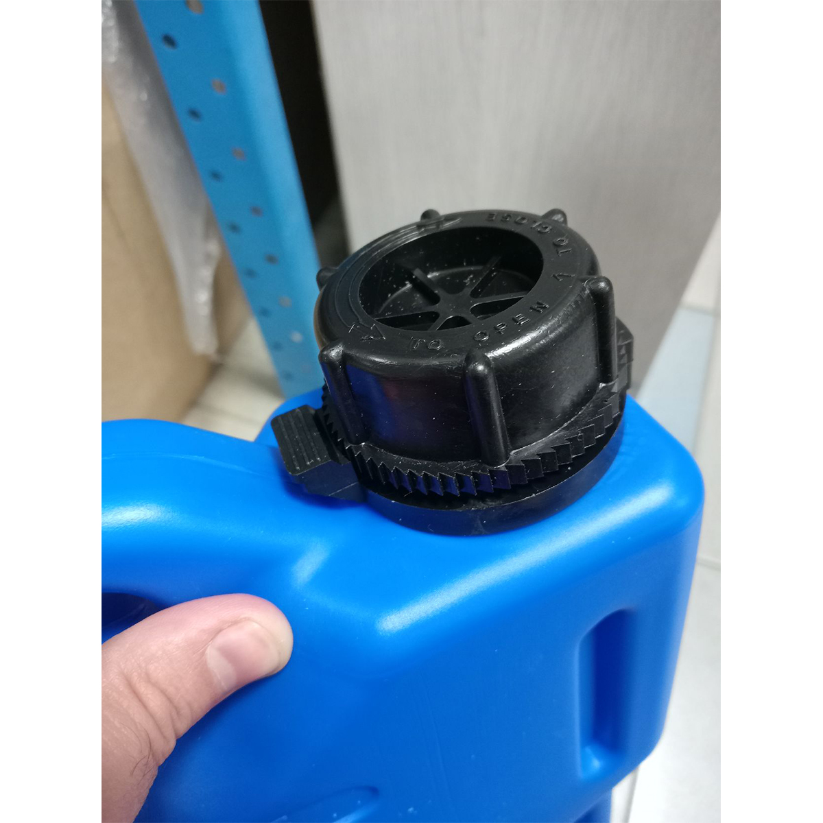 735994_4 735994_4